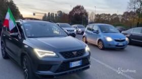 Milano, Movimento Imprese in corteo verso Regione Lombardia: “Conte annulli Dpcm”