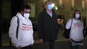 Whirlpool, luci spente al Comune di Napoli in segno di lutto