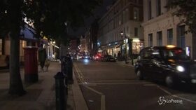 Covid, Gb verso lockdown nazionale