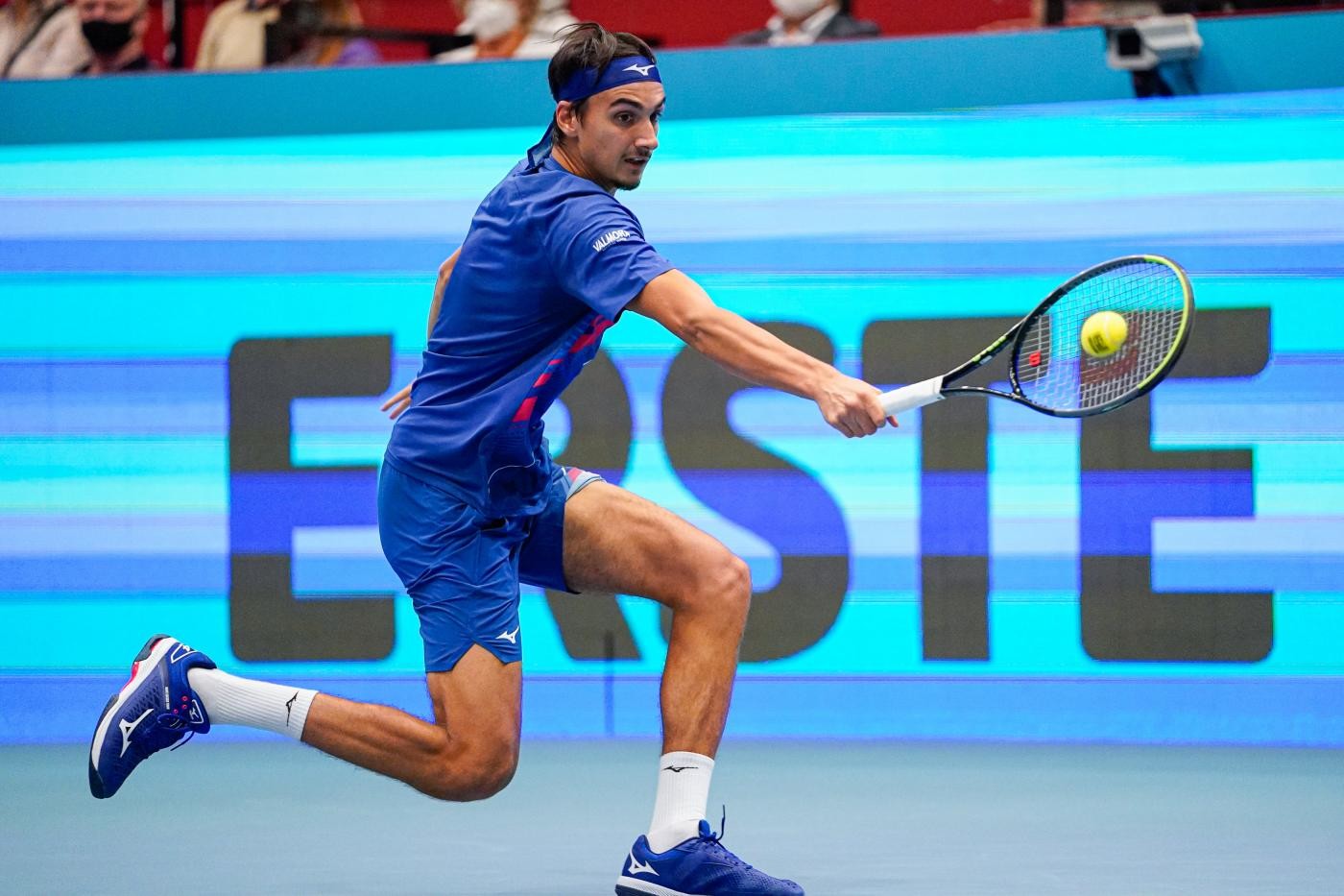 A Vienna Sonego cade in finale: vince Rublev