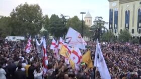 Georgia, partito governo annuncia vittoria dopo voto: proteste l’opposizione