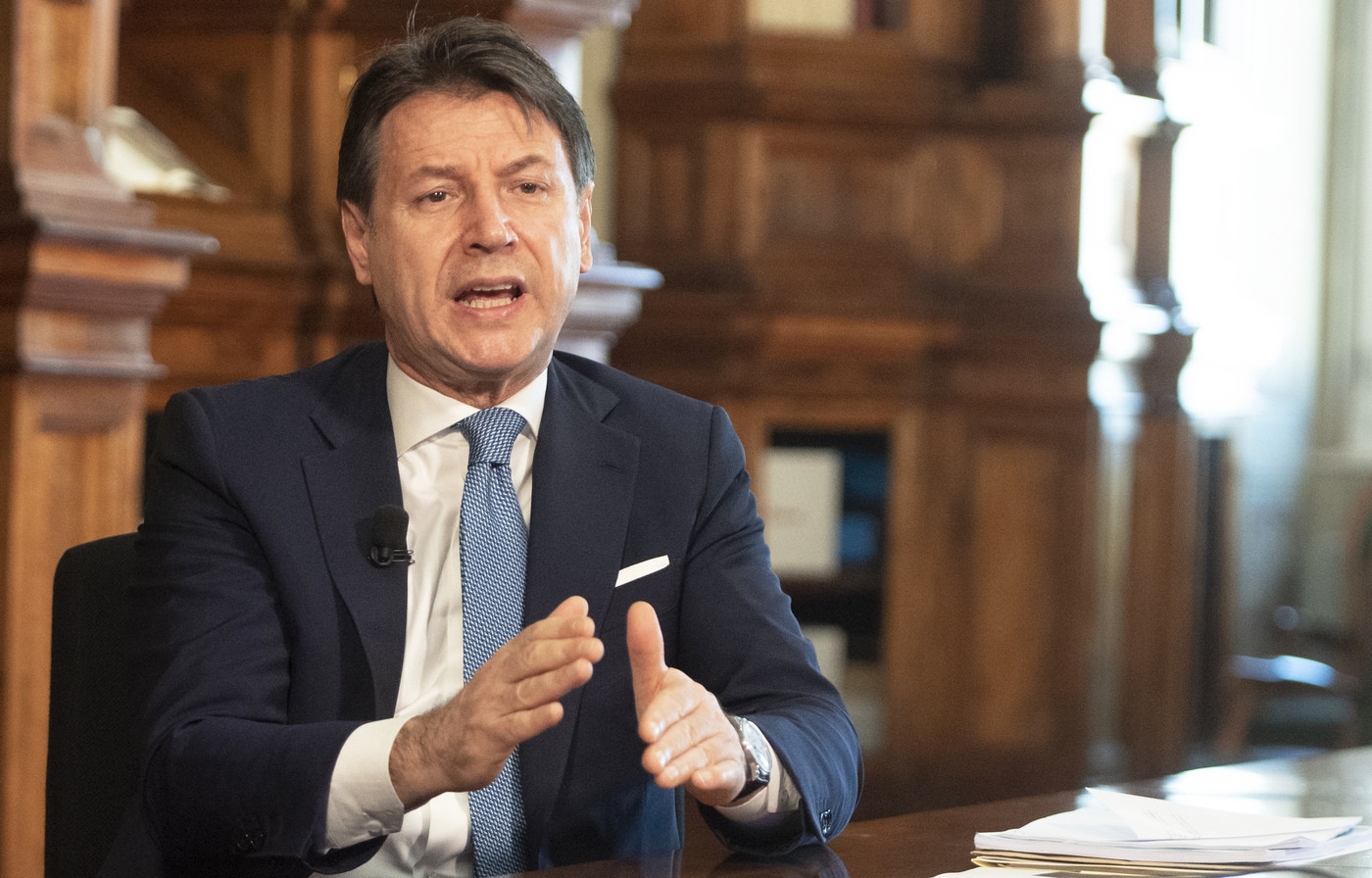 Dpcm, le Regioni chiedono misure nazionali: è impasse. Iv: “No negozi chiusi alle 18”