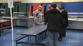 Usa 2020, lunghe code a New York per votare di persona