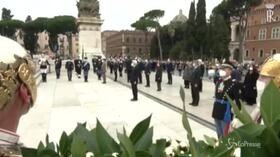 4 novembre, Mattarella all’Altare della Patria