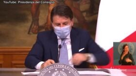 Nuovo DPCM, Conte: “L’autocertificazione è collegata ai divieti”