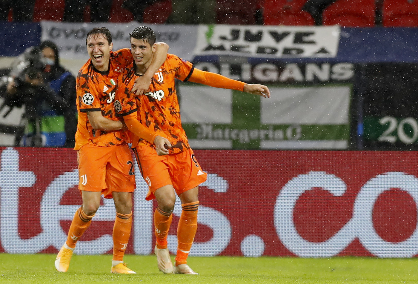 Champions, Juve passeggia a Budapest: 4-1 al Ferencvaros