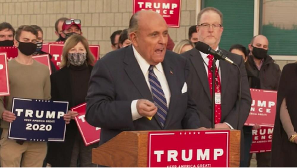 Usa 2020, Rudy Giuliani: “Vinceremo queste elezioni”