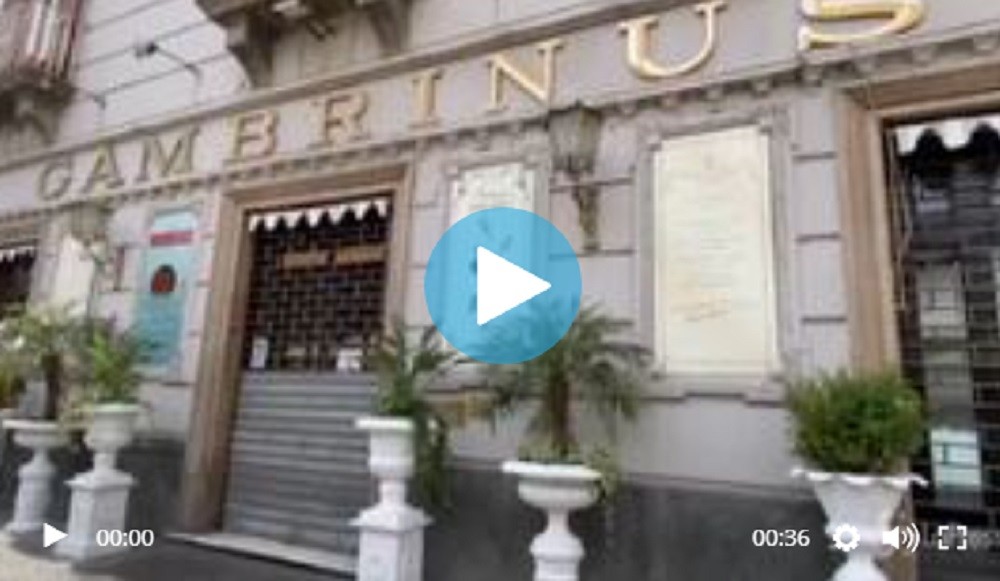 Covid, a Napoli chiude il Gambrinus: “Tentato di resistere ma troppe difficoltà”