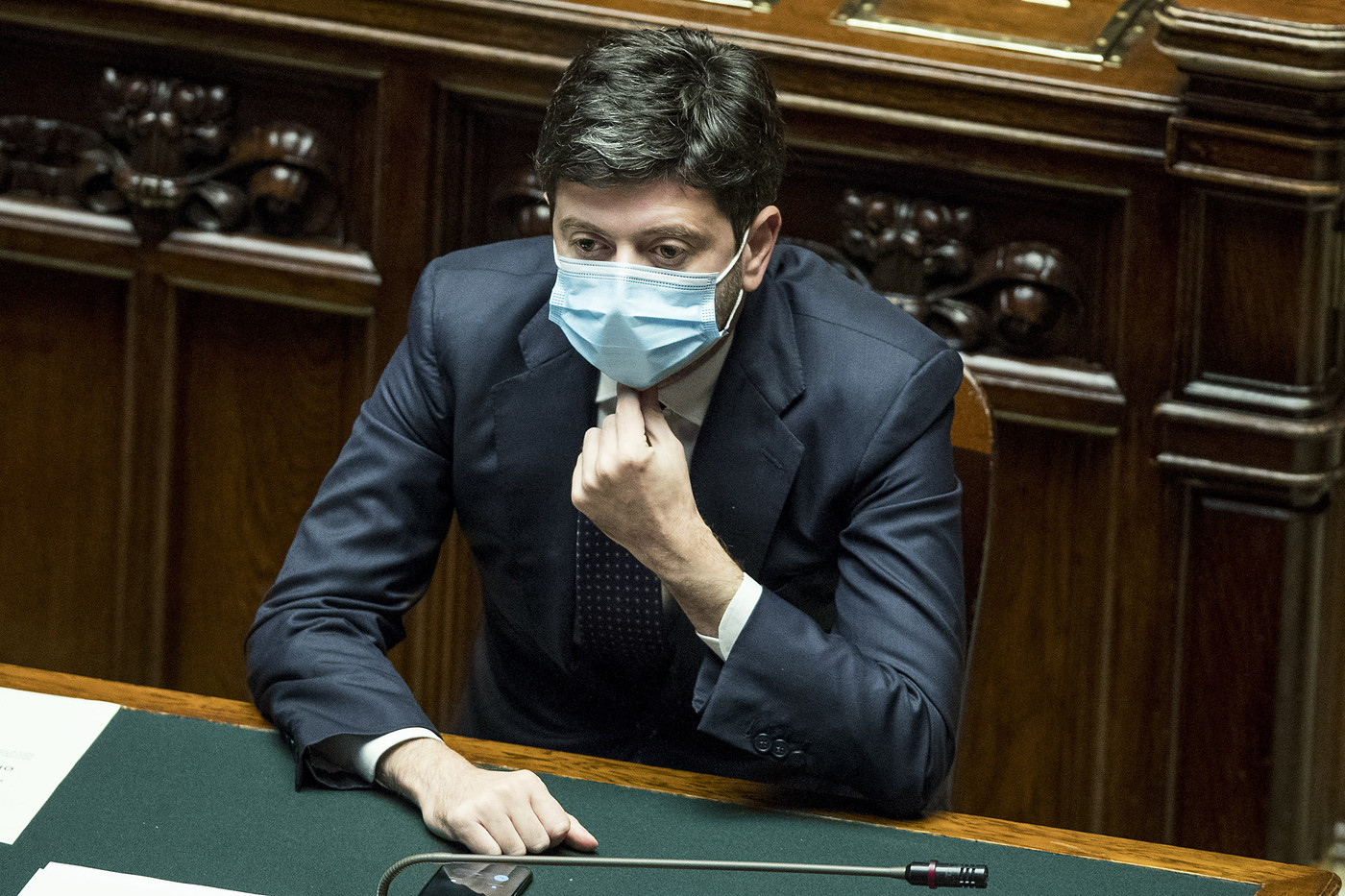 Coronavirus, Speranza: “Virus dilaga, non ci dà tempo”