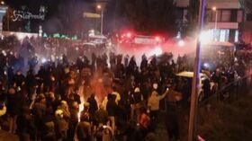 Tbilisi: polizia usa idranti contro manifestanti per disperdere la folla