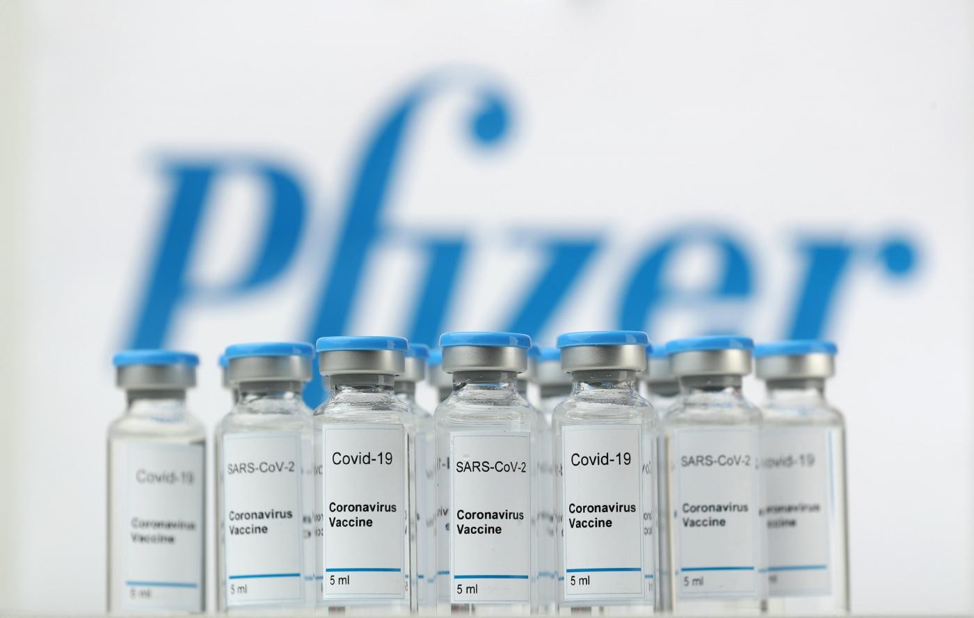 Pfizer: “Il nostro vaccino efficace al 90%”. Mercati volano