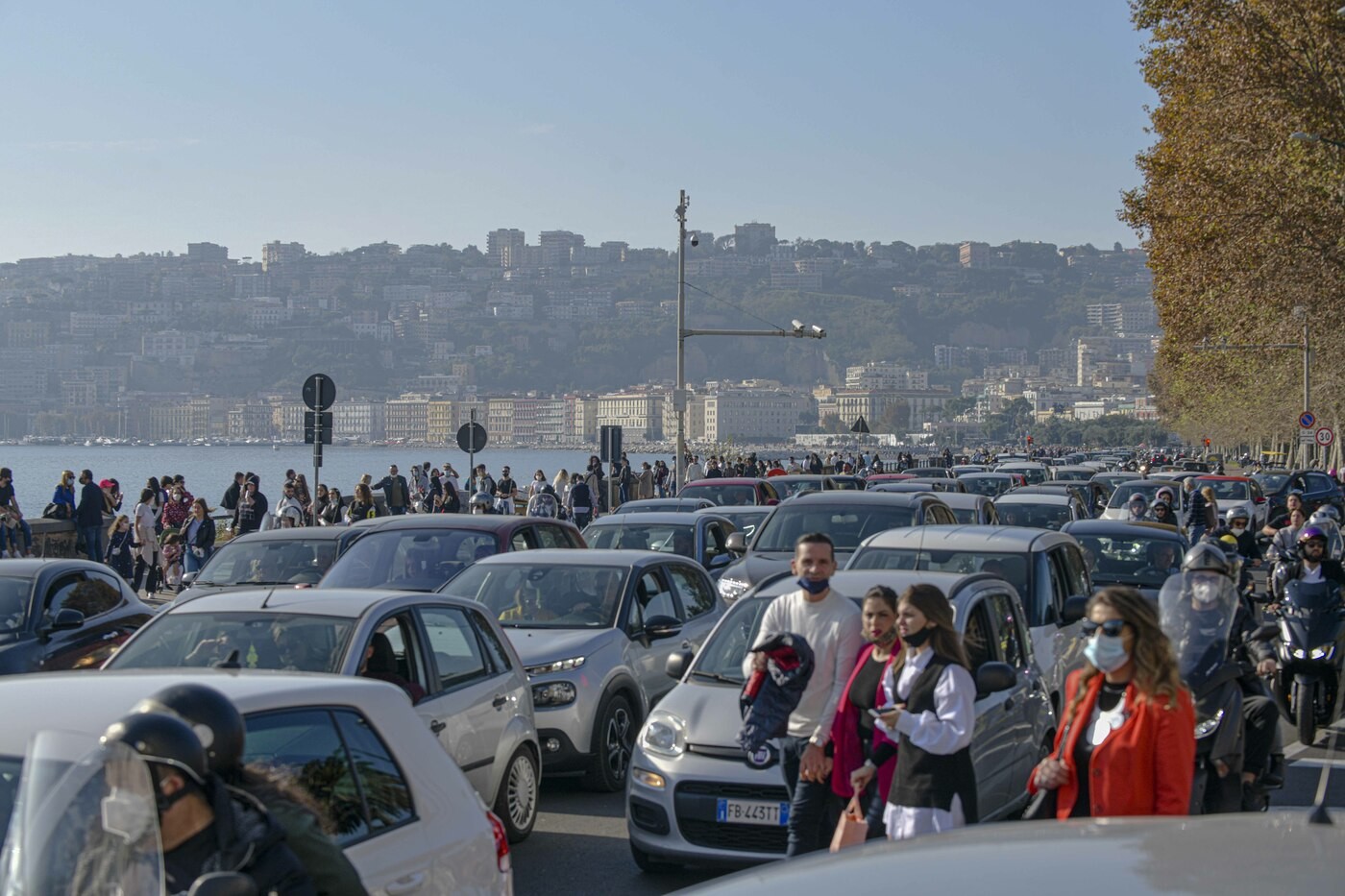 Per ora no lockdown nazionale. Ma 4 Regioni a rischio stretta