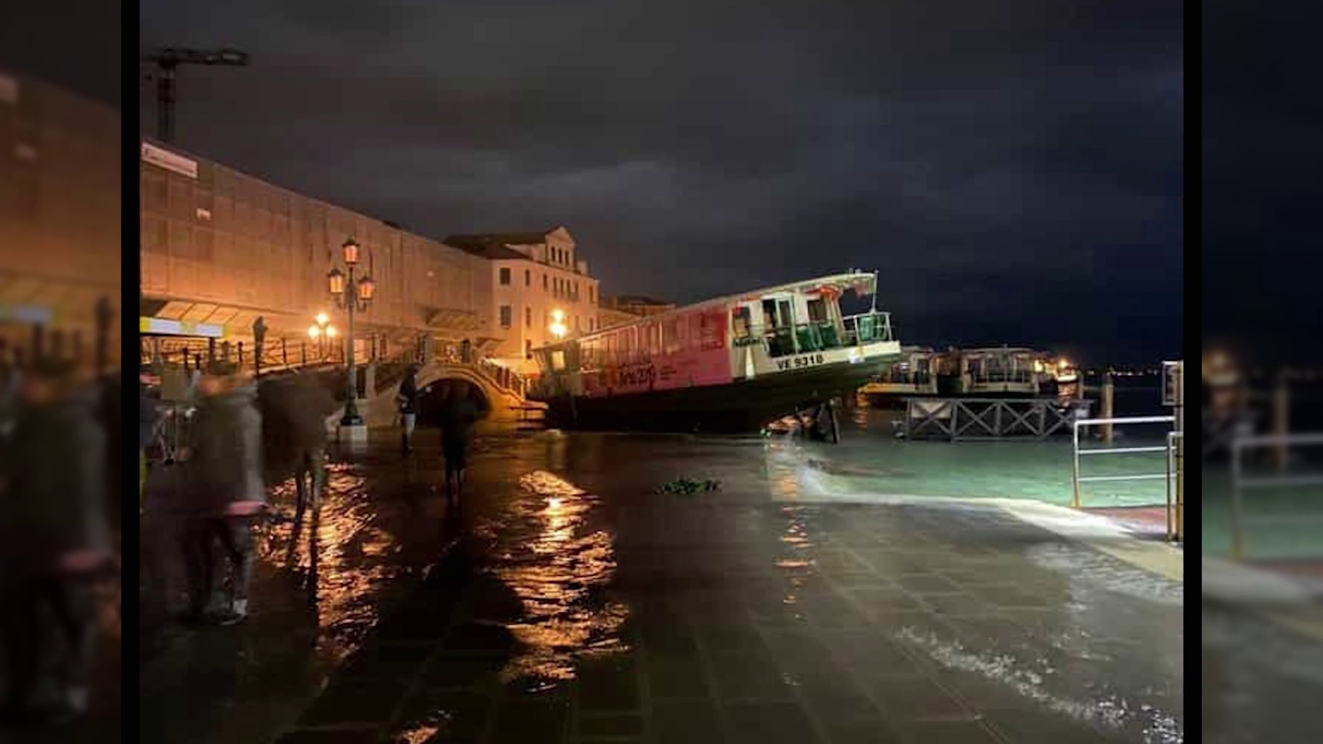 Venezia, la città che affoga: un documentario sull’inondazione del 12 novembre 2019
