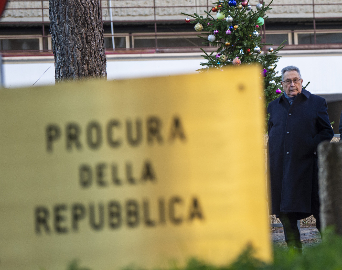 Caso Genovese, a casa dell’imprenditore la sera dello stupro almeno 30 ragazze
