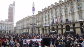 Torino, commercianti in piazza: “Basta alle chiusure imposte dal governo”
