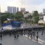 Thailandia: scontri tra polizia, manifestanti pro-democrazia e filo-governativi