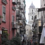 Napoli, il tampone è “sospeso” come il caffé