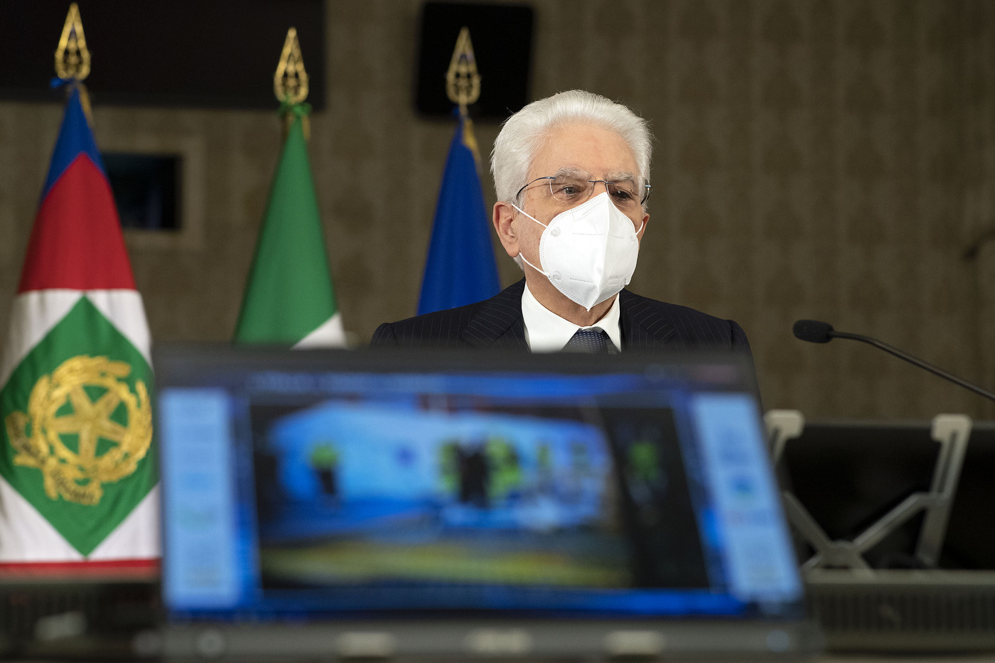 Richiamo Mattarella: il Virus non deve dividerci, basta polemiche scomposte