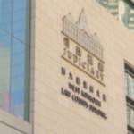 Hong Kong: manifestanti pro-democrazia a processo per aver contrastato legge su inno nazionale