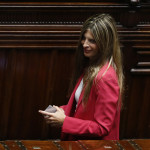 Caos nel centrodestra, tre deputati di FI passano alla Lega. Berlusconi: “Non partecipo a teatrino politica”