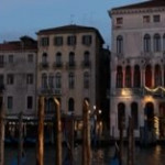 Venezia si colora di arancione per la Giornata contro la violenza sulle donne
