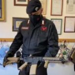 Torino, sparavano ai passanti con fucile softair: denunciati due minorenni