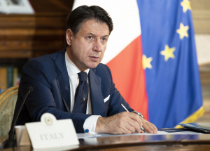 Natale, Conte: “Scambio di vedute con von der Leyen”