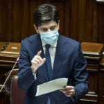 Speranza: Piano vaccini il 2 dicembre, acquisti centralizzati