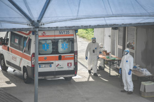 Coronavirus, l'Autodromo di Monza si trasforma in un check point: ambulanze e triage in pista