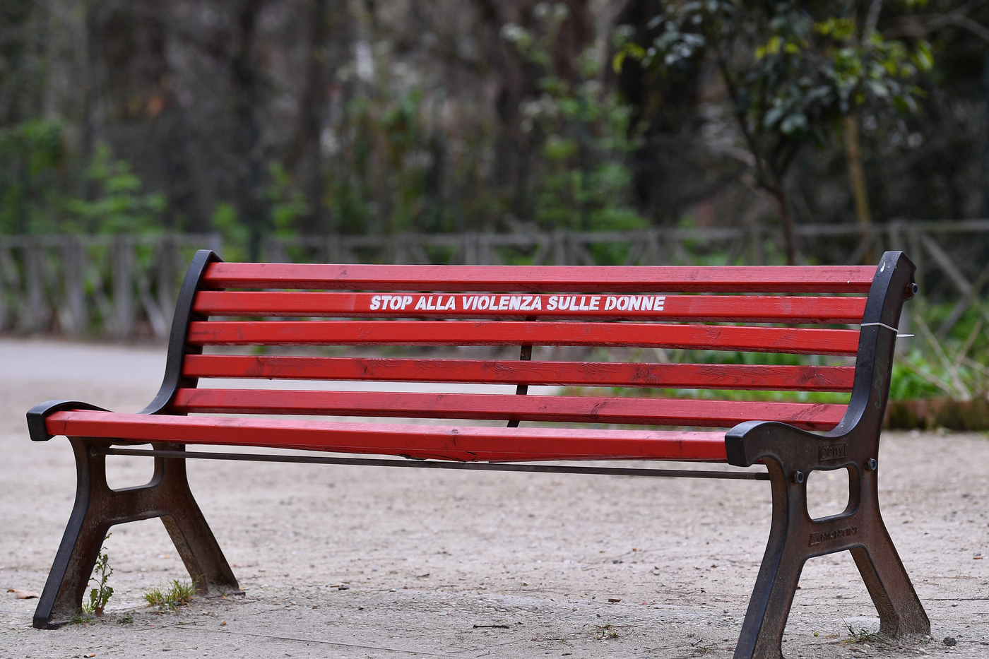Violenza sulle donne, 91 vittime nel 2020. Mattarella: “Parità non conseguita”. Conte: “Percorso lungo”