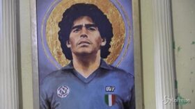 Maradona, la città di Napoli ricorda il campione