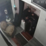 Parigi, il video choc del pestaggio di un uomo disarmato nel suo ufficio