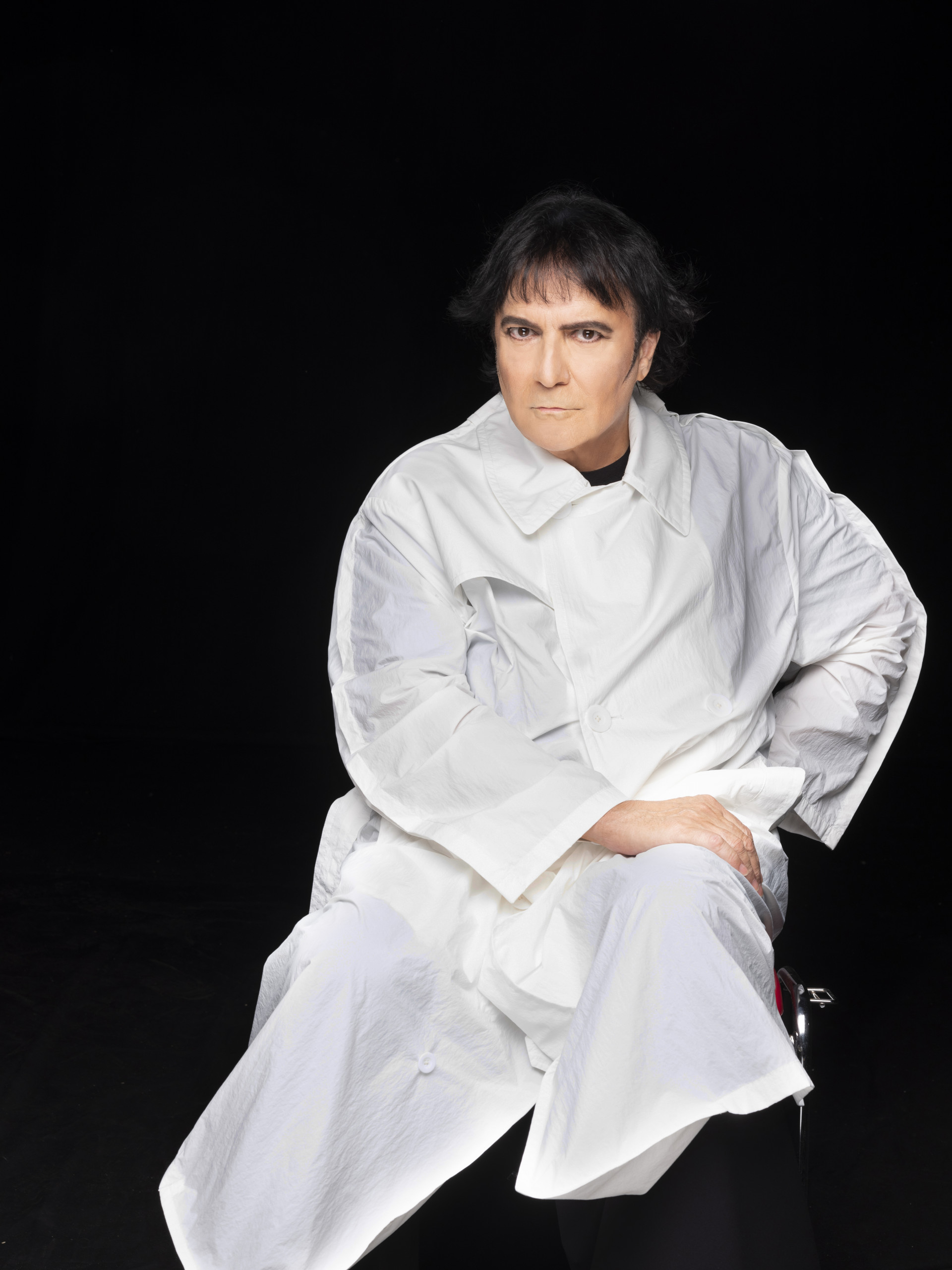 Renato Zero chiude la trilogia: “Viaggio coraggioso con l’amore al centro”