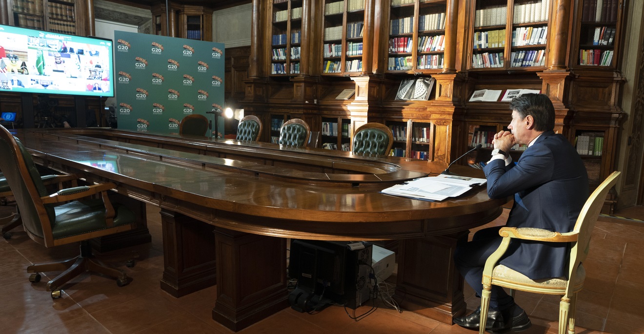 Conte: “Riunione con esperti su curva: novità nel pomeriggio”