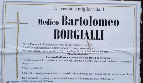 Muore di Covid e annuncia la sua morte sui manifesti: “Nessuno pianga”
