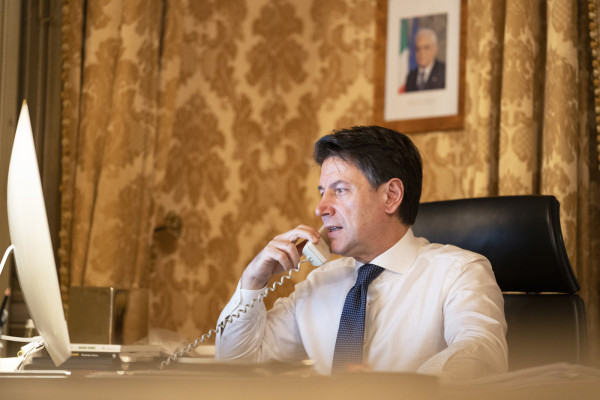 Dpcm, restano nodi Natale e scuola: Regioni spingono per riapertura 7 gennaio
