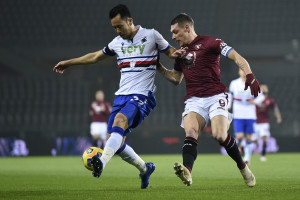 Serie A, altalena di gol tra Toro e Samp: finisce 2-2