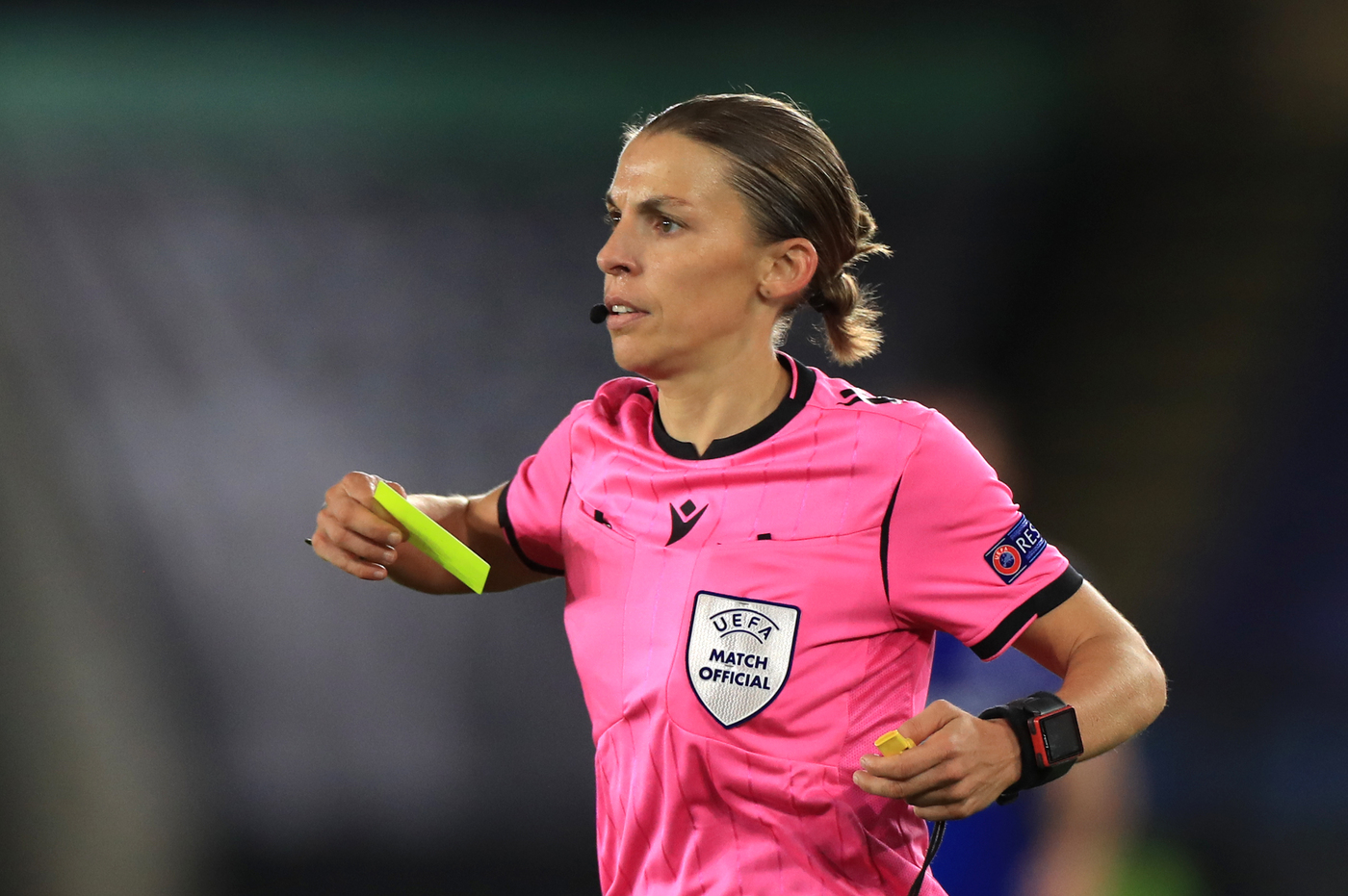 Calcio Primo Arbitro Donna In Champions LaPresse