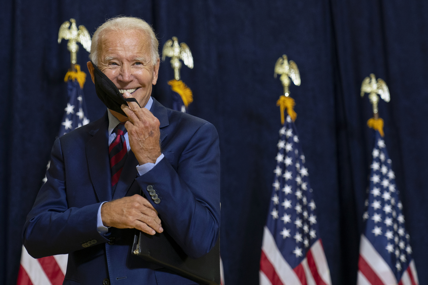 Biden presenta il suo team economico: Ci farà superare crisi