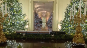 Natale alla Casa Bianca: addobbi per onorare la “maestà” degli Stati Uniti