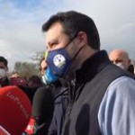 Dl Immigrazione, Salvini: “Se non lo ritirano staremo in aula giorno e notte”