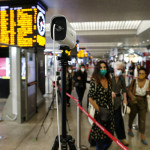 Stretta sul Natale: Conte valuta ricongiungimenti, perplessità del governo su alberghi