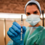 Piano vaccini: si parte con 202mln di dosi iniziali, in campo esercito