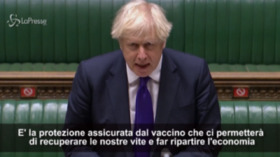 Vaccino in Gb, Johnson: “Raccomando di farlo ma non sarà obbligatorio” | VIDEO