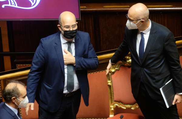 Senato - scostamento di bilancio