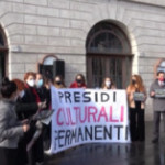 Roma, artisti chiedono formazione retribuita: “Lavoriamo e studiamo anche a teatri chiusi”