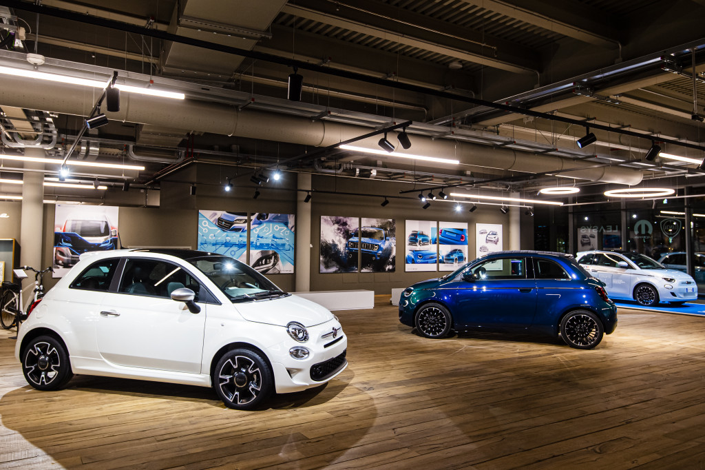 Galleria foto 'Torino, a Green Pea spazio e-Village: vetrina ‘verde’ di Fca – GALLERY FOTOGRAFICA' - foto 15