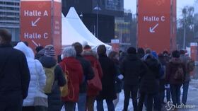 Austria: al via tamponi di massa volontari, lunghe code nel Paese