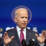 Biden chiede agli Usa 100 giorni con mascherina. Vuole Fauci in squadra