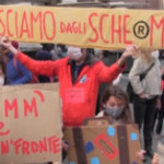 Napoli, genitori di nuovo in piazza contro Dad: “Vogliamo le scuole aperte anche qui”